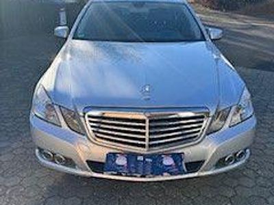 Silber Gebraucht 2009 Mercedes E200 Limousine | 10.900 € (Fairer Preis)
