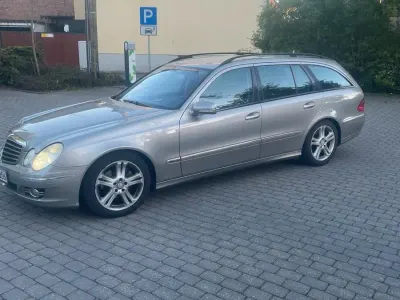 Brugt Mercedes E280 Avantgarde 190 HK (139 kW) 2007 Guld Stationcar