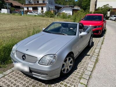 Usata Mercedes SLK200 136 CV (100 kW) 1999 Argento Cabrio
