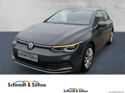 Gebraucht VW Golf VIII Style 150 PS (110 kW) 2020 Grau metallic Limousine