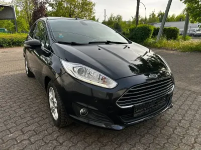 Gebraucht Ford Fiesta Titanium 101 PS (74 kW) 2013 Schwarz Limousine