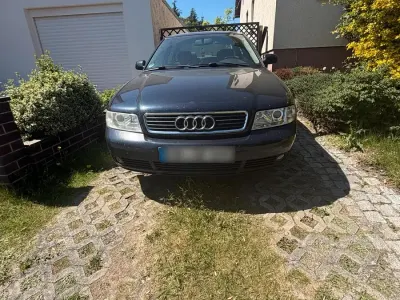 Occasion Audi A4 125 ch (91 kW) 1999 Bleue Berline