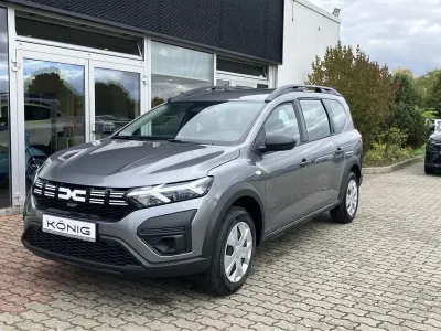 Gebraucht Dacia Jogger Essentiel 91 PS (66 kW) 2025 Dolomitgrau Van / Kleinbus