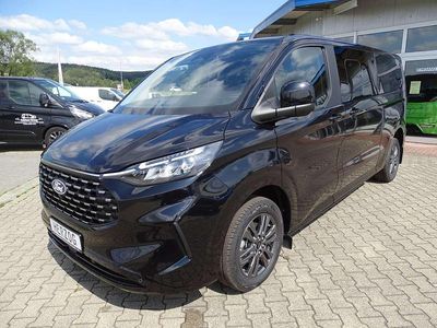Gebraucht Ford Tourneo Titanium 150 PS (110 kW) 2024 Agateblack Van / Kleinbus