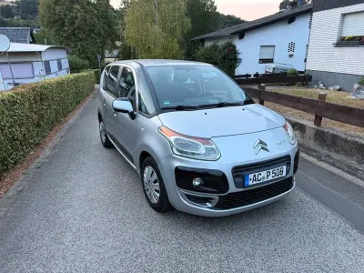 Gebraucht Citroën C3 Picasso SELECTION 92 PS (67 kW) 2011 Silber Van / Kleinbus
