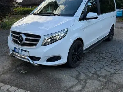 Gebraucht Mercedes V250 Avantgarde 190 PS (139 kW) 2015 Weiß Van / Kleinbus