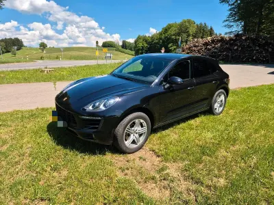 Gebraucht Porsche Macan 254 PS (186 kW) 2014 Schwarz SUV