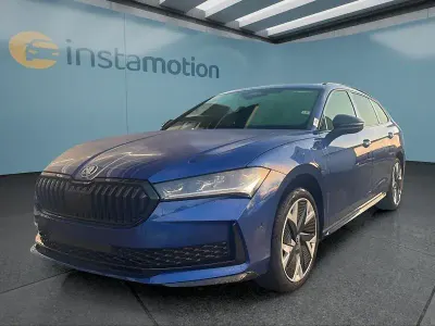 Gebraucht Skoda Superb 204 PS (150 kW) 2026 Blau Kombi