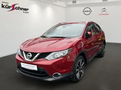 Gebraucht Nissan Qashqai Tekna 163 PS (119 kW) 2015 New red (m) SUV