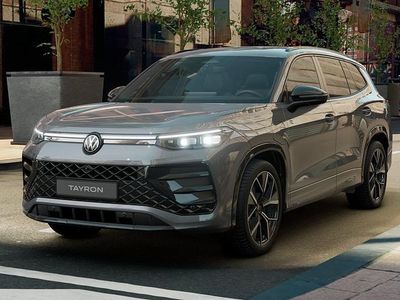 Grau Gebraucht 2025 VW Tayron R-line SUV | 56.690 €