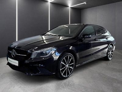 Gebraucht Mercedes CLA200 Shooting Brake 136 PS (100 kW) 2016 Violet Kombi