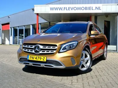 Gebraucht Mercedes GLA180 Edition 122 PS (89 kW) 2017 Gelb SUV
