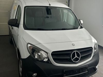 Mercedes Citan 111