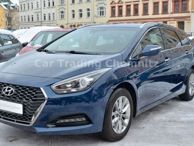 gebraucht Hyundai i40 cw Space 1.6 CRDI 1. Hand Navi Sitzheizung