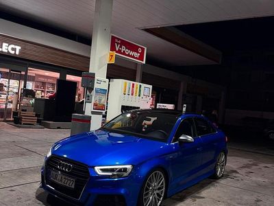 Blau Gebraucht 2018 Audi A3 Limousine | 19.500 € (Teuer)