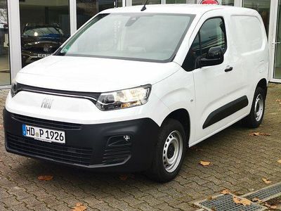 Gebraucht Fiat Doblò 110 PS (80 kW) 2022 Weiß Van / Kleinbus