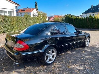 Gebraucht Mercedes E280 231 PS (169 kW) 2006 Schwarz Limousine