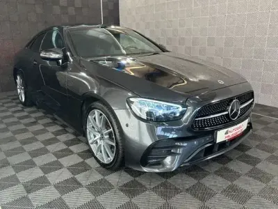 Gebraucht Mercedes E300 AMG line 265 PS (194 kW) 2023 Grau Coupé