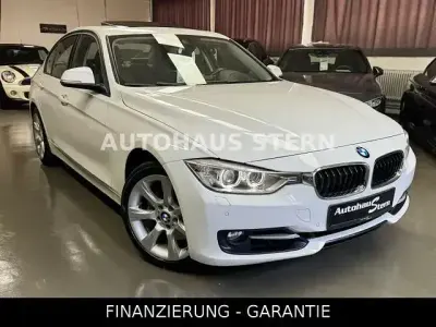 Gebraucht BMW 335 Comfort Edition 306 PS (225 kW) 2013 Alpinweiss iii Limousine