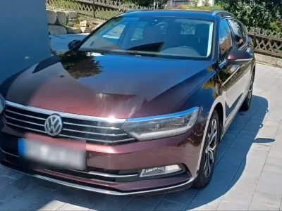 Gebraucht VW Passat 150 PS (110 kW) 2017 Rot Kombi