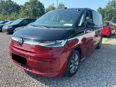 Gebraucht VW Multivan Style 218 PS (160 kW) 2022 Rot Van / Kleinbus