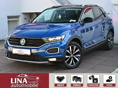 Second-hand VW T-Roc Style 116 CP (85 kW) 2019 Albastru SUV