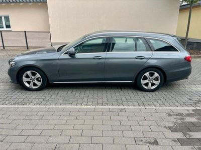 Mercedes E200