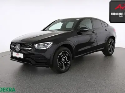 Gebraucht Mercedes GLC300e AMG 320 PS (235 kW) 2021 Schwarz SUV