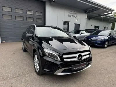Gebraucht Mercedes GLA180 122 PS (89 kW) 2016 Schwarz SUV