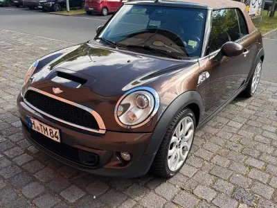Gebraucht Mini Cooper Cabriolet 184 PS (135 kW) 2011 Braun Cabrio