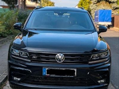 Second-hand VW Tiguan R 200 CP (147 kW) 2021 Negru SUV