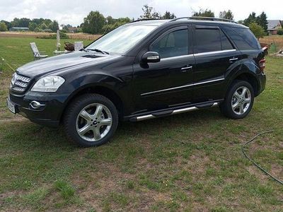 Mercedes ML320
