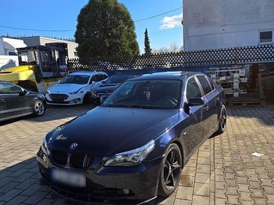 Gebraucht BMW 523 177 PS (130 kW) 2005 Blau Limousine