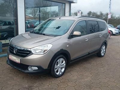 Gebraucht Dacia Lodgy Prestige 116 PS (85 kW) 2014 Gold Van / Kleinbus