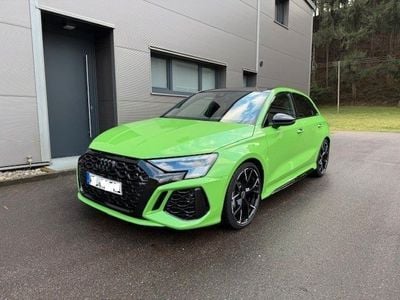 Grün Gebraucht 2022 Audi RS3 Sportback Sport Kleinwagen | 55.900 € (Fairer Preis)