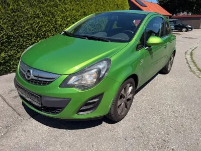 Gebraucht Opel Corsa 87 PS (63 kW) 2013 Gold Kleinwagen