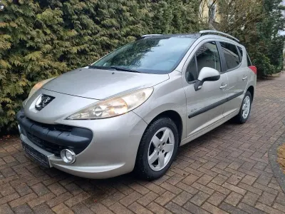 Gebraucht Peugeot 207 Premium 95 PS (69 kW) 2009 Grau Kombi