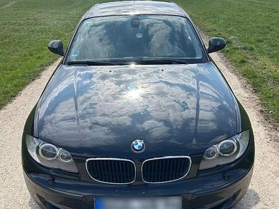 Gebraucht BMW 118 143 PS (105 kW) 2012 Schwarz Kleinwagen