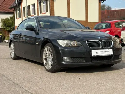 Gebraucht BMW 330 Cabriolet Sport Line 272 PS (200 kW) 2008 Saphirschwarz Cabrio