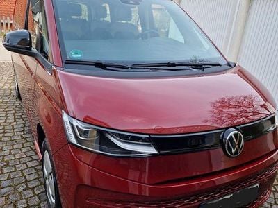 Second-hand VW T7 136 CP (100 kW) 2024 Roșu Van