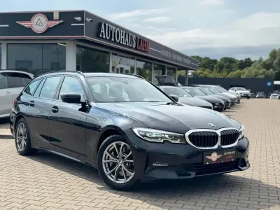 Gebraucht BMW 330 Sport Line 286 PS (210 kW) 2021 Schwarz Limousine