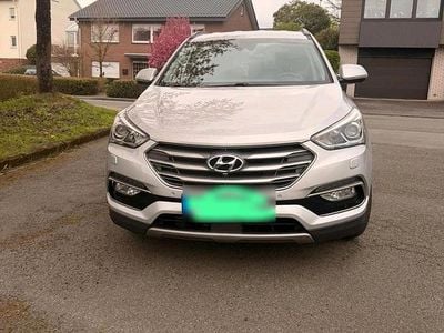 Usata Hyundai Santa Fe Style 200 CV (147 kW) 2017 Grigio SUV