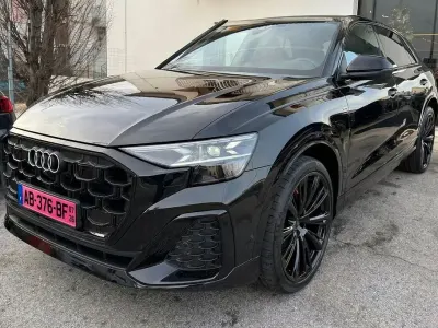 Gebraucht Audi Q8 S-Line 286 PS (210 kW) 2025 Schwarz SUV