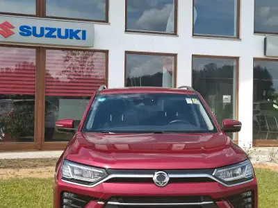 Gebraucht SsangYong Korando 136 PS (100 kW) 2023 Rot SUV