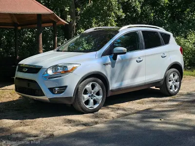 Gebraucht Ford Kuga 140 PS (102 kW) 2010 Weiß SUV