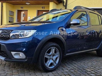 Gebraucht Dacia Sandero Essentiel 90 PS (66 kW) 2019 Blau SUV