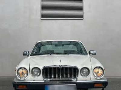 Gebraucht Jaguar XJ6 205 PS (150 kW) 1986 Weiß Limousine