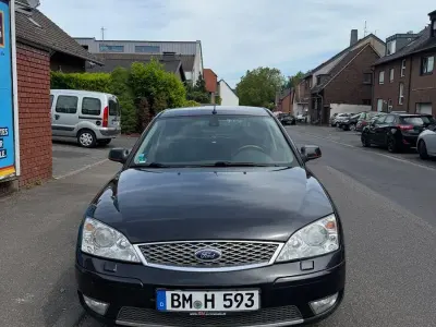 Gebraucht Ford Mondeo Ghia 145 PS (106 kW) 2005 Schwarz Limousine