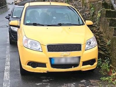 Gebraucht Chevrolet Aveo 80 PS (58 kW) 2010 Gelb Kleinwagen