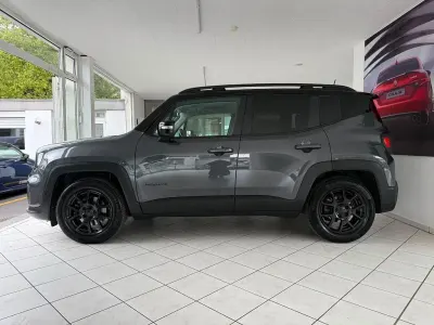 Occasion Jeep Renegade Longitude 131 ch (96 kW) 2022 Gris SUV